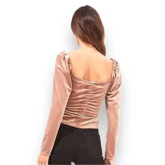 ASTR the label - Vanya Velvet Top in Blush Nude NWOT - Picture 5 of 13
